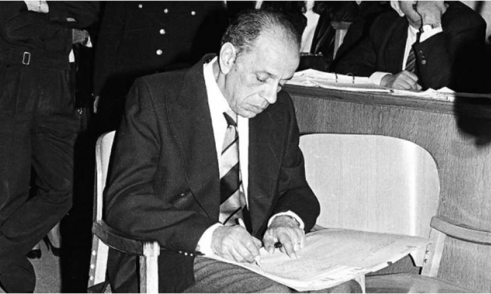 Έγκλημα στο Κολωνάκι 1980: «Μπορώ να σκοτώσω με αυτά τα χέρια που τρέμουν;» (Βίντεο)